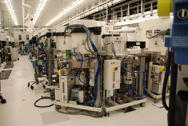 1634639103673499.jpg 半導(dǎo)體設(shè)備進口清關(guān)公司